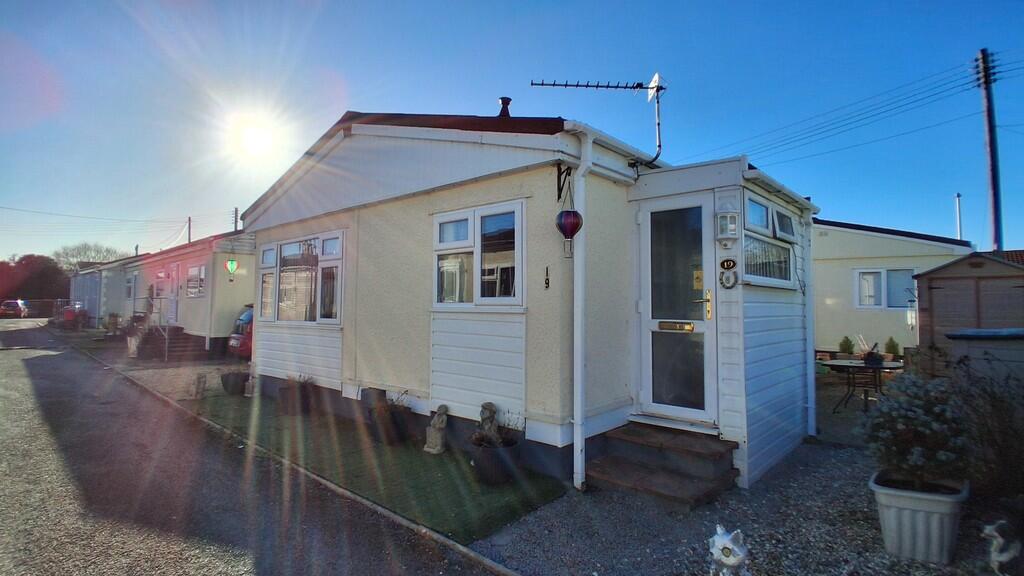 2 bedroom park home for sale at Hutton Park