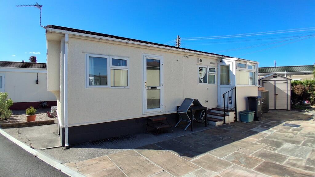 1 bedroom park home for sale at Hutton Park